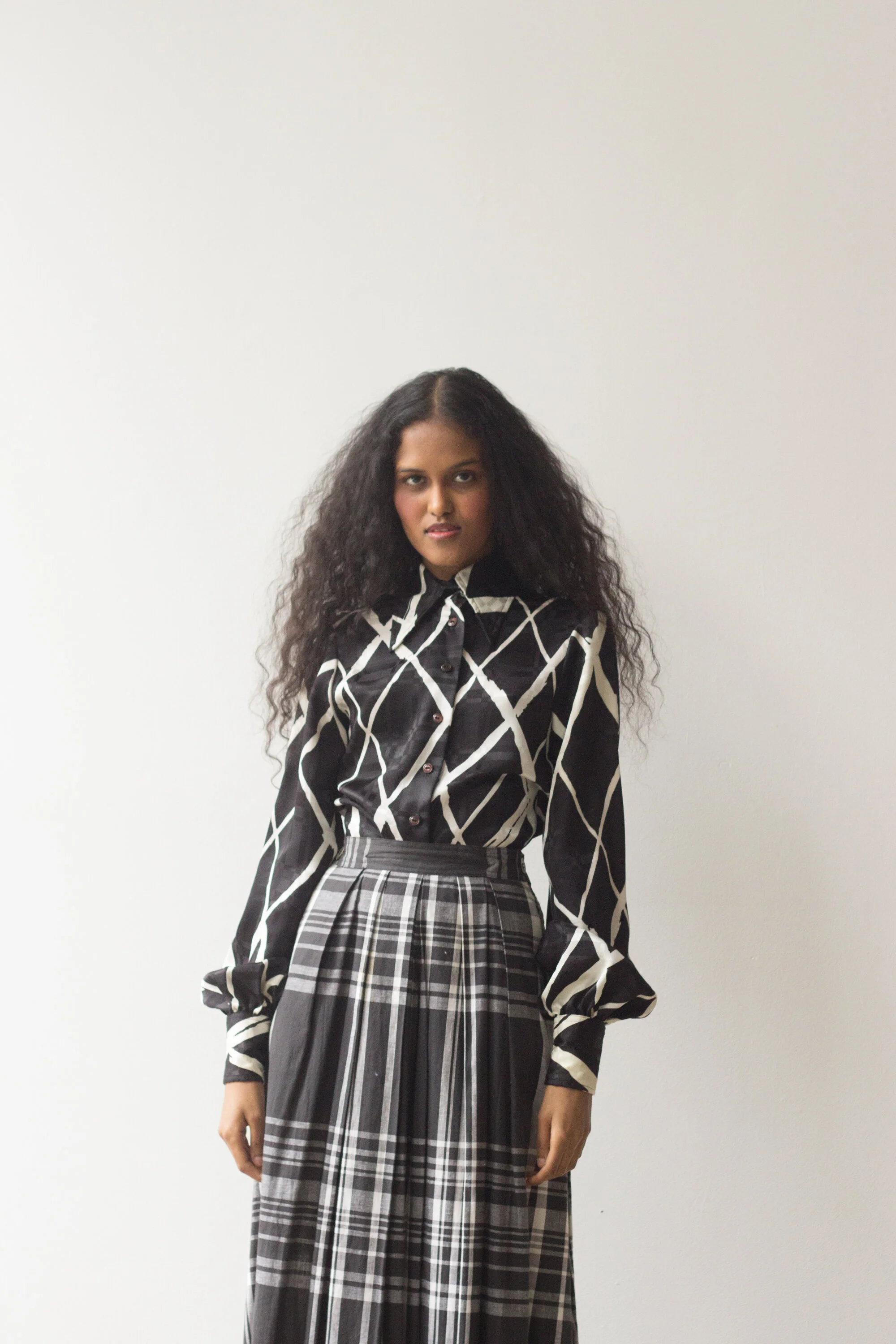 Black and white checkered skirt 80s hot sale